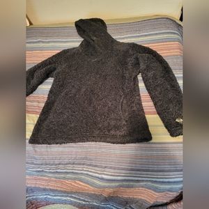 Mountain Hardware hoodie Size S